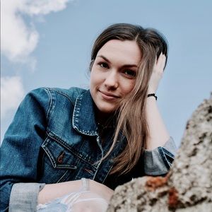 Meet your Posher, Addie